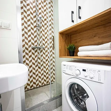 W Centrum Warszawy - Dworzec Daire *