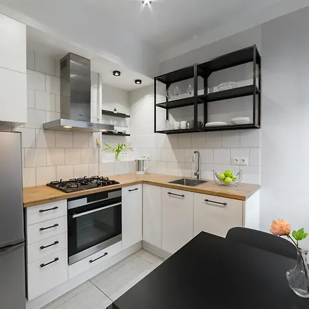 W Centrum Warszawy - Dworzec