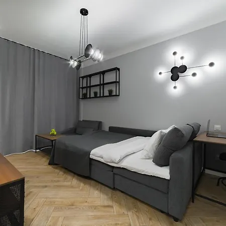 W Centrum Warszawy - Dworzec